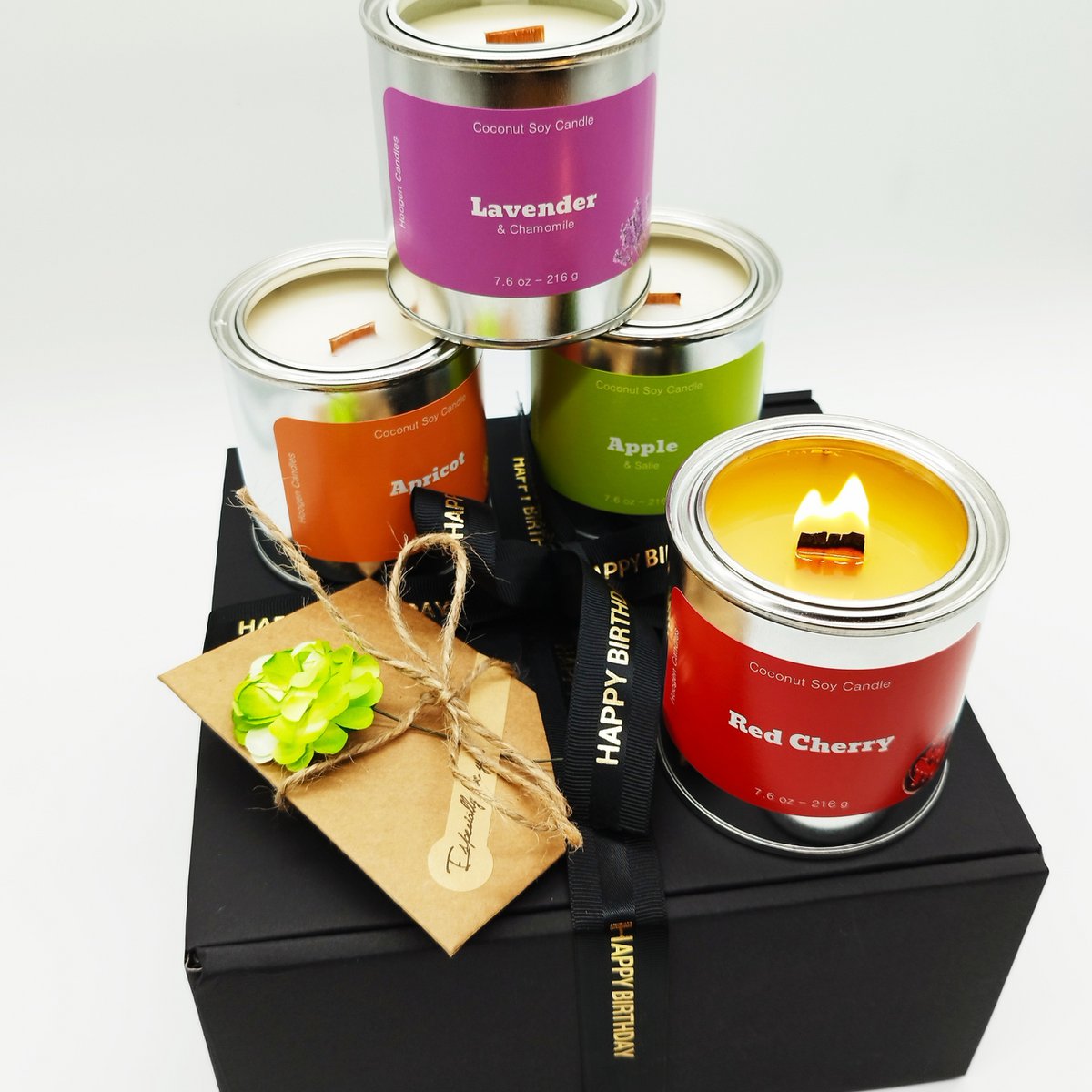Hoogen Candles Pakiet prezentowy urodziny 4 pyszne świece zapachowe Morela, Czerwona Wiśnia, Jabłko i Lawenda - Rumianek