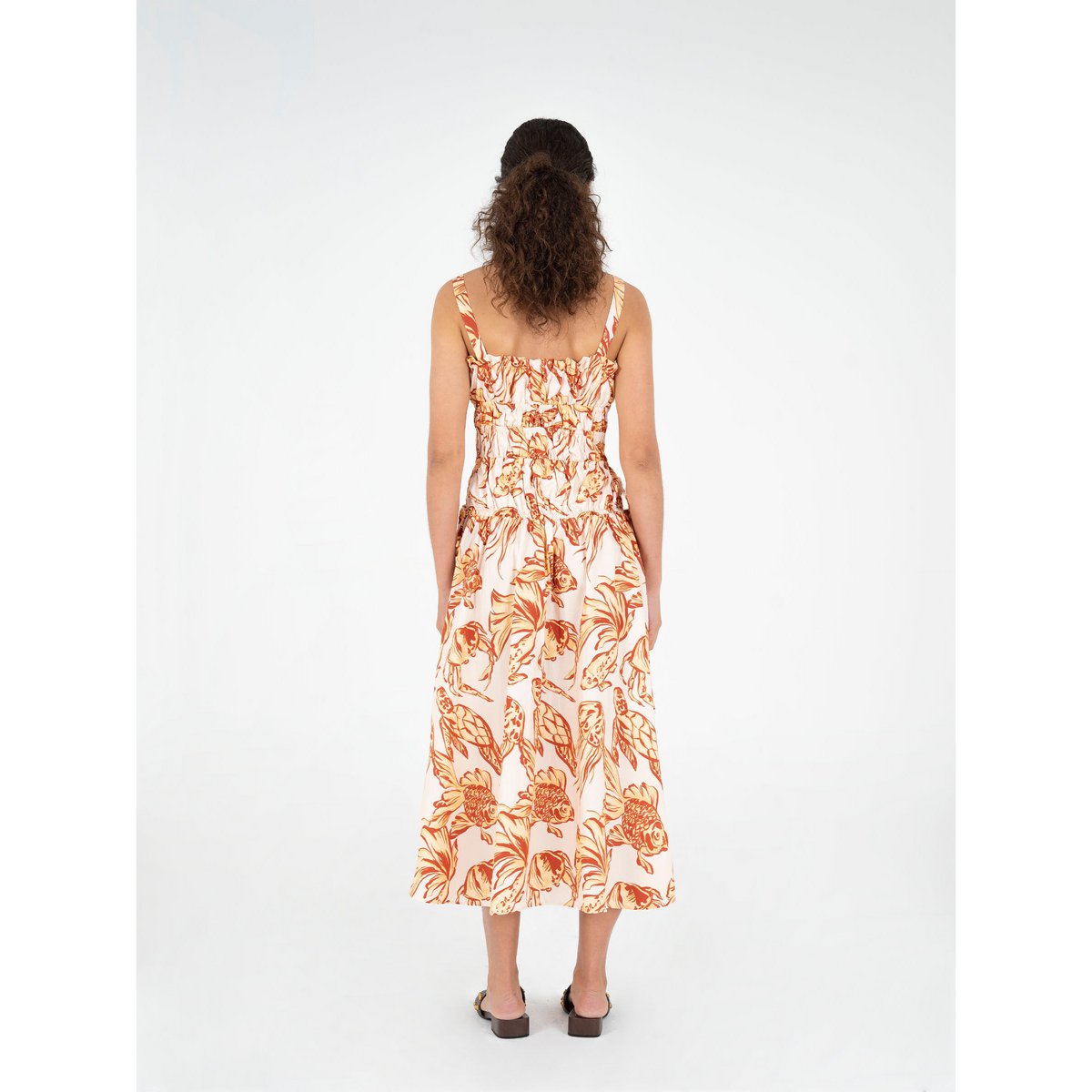 Kleid mit Wilde-Ozean-inspiriertem Print