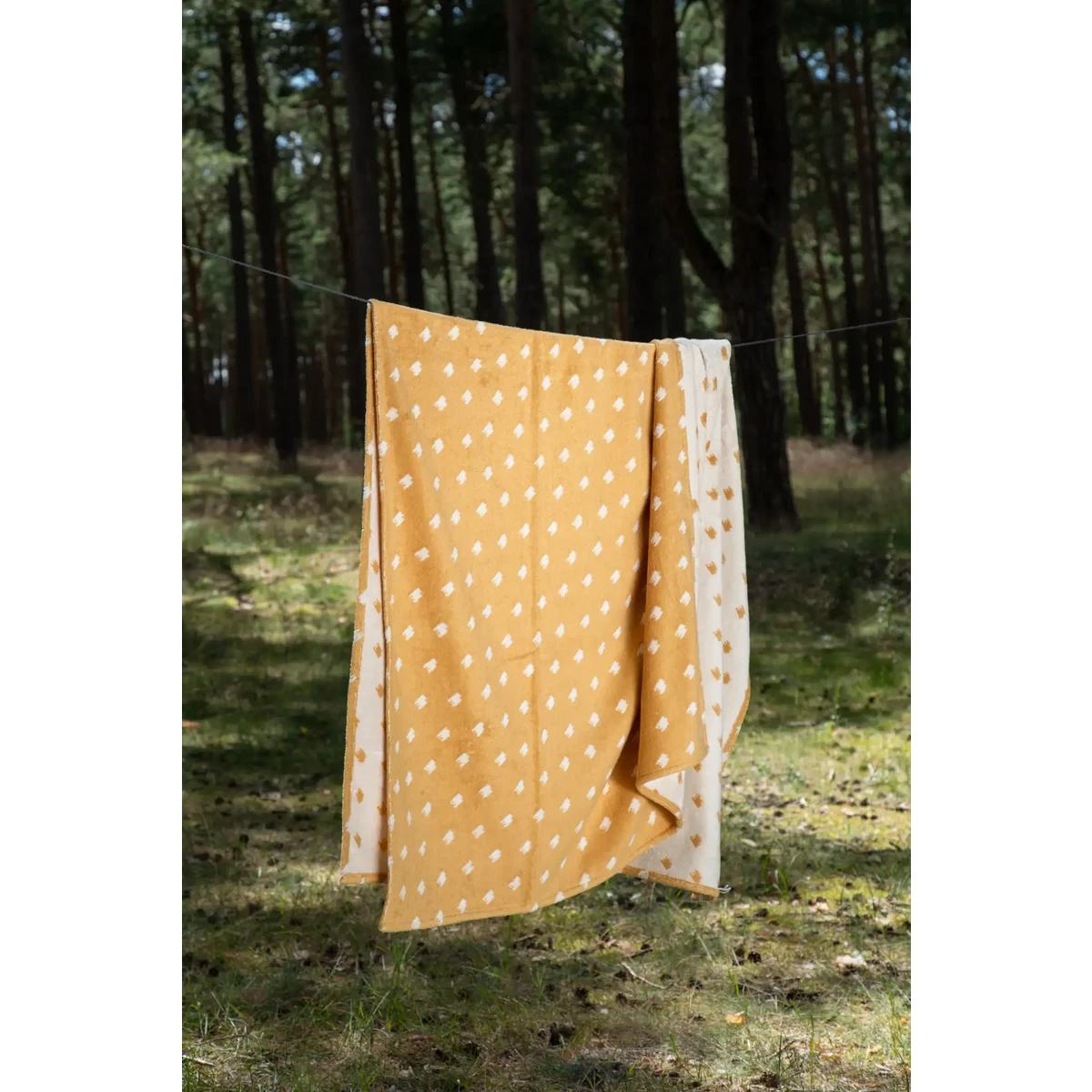 jacquard Beach Towel - pied-de-poule - yellow/ white