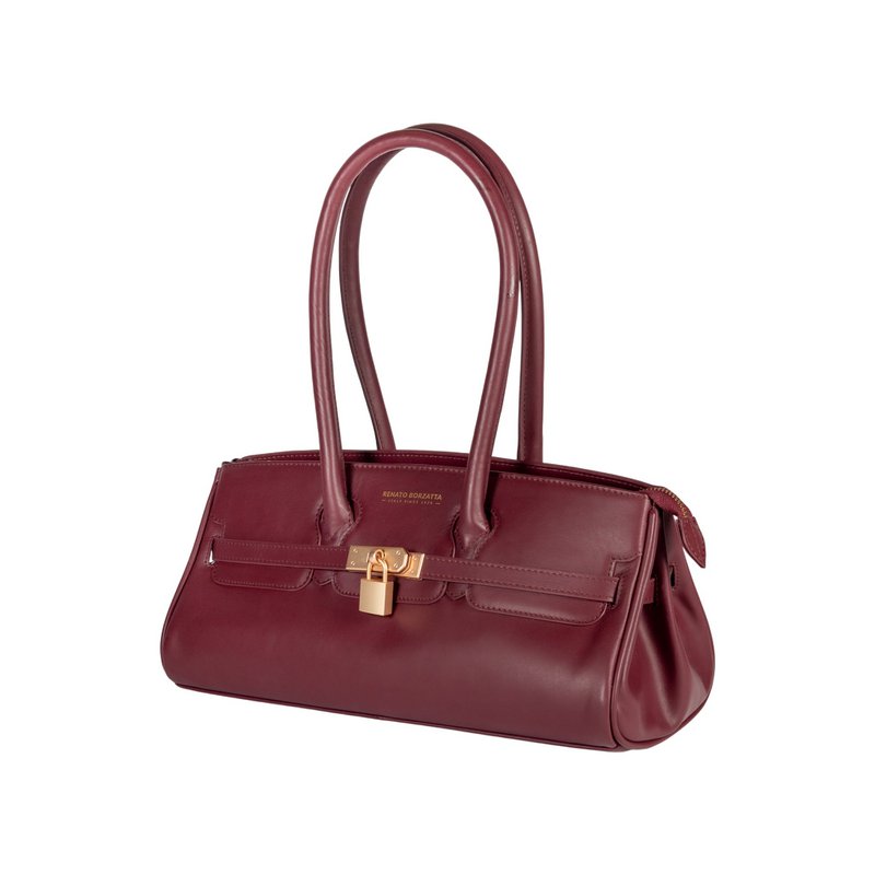 RB1033X | Borsa a Spalla Donna ARIANNA in Vera Pelle Morbida Sauvage Made in Italy. Accessori in metallo Oro Opaco. Colore Bordeaux. Dimensioni: cm 34 x 15 x 16 + 20 (Luce manici)