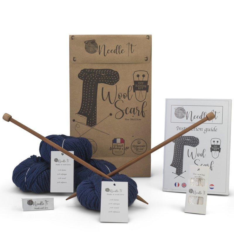 NEEDLE IT® Kit Tricot pour débutant adulte complet avec aiguilles à tricot – Écharpe en laine à tricoter soi-même - Idée Cadeau (Bleu Marine)