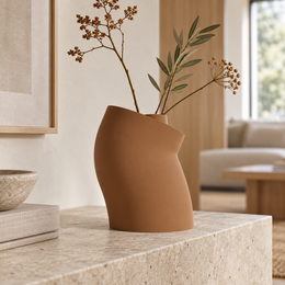 Curva Sculptural Vase