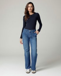 Mellemblå højtaljede jeans med brede ben | Kirsebæret
