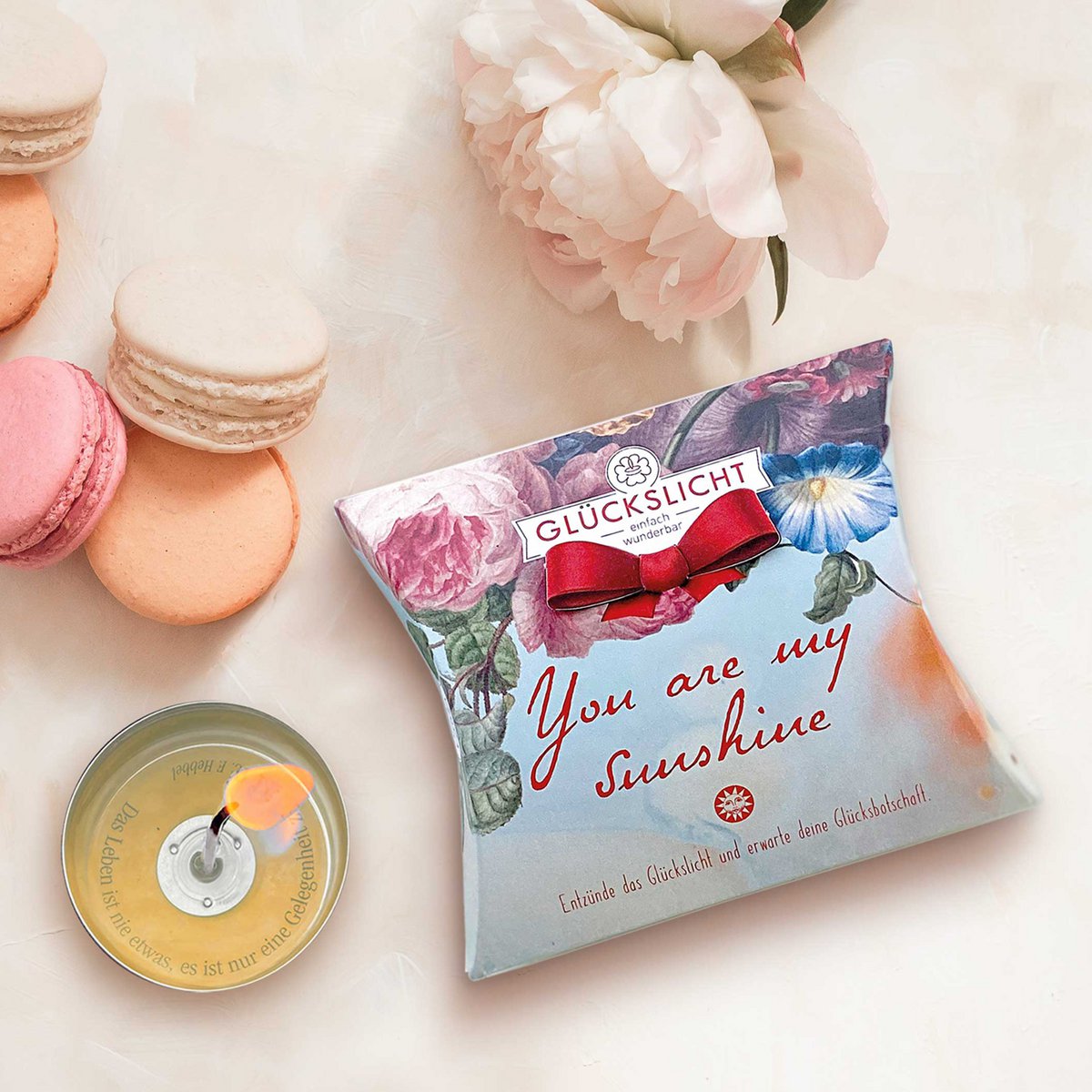 Lucky light / In a gift box with a cut-out bow 🎀 / Vintage / You are my sunshine / With a romantic floral motif