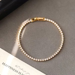 Tijdloze tennisarmband met diamantlook