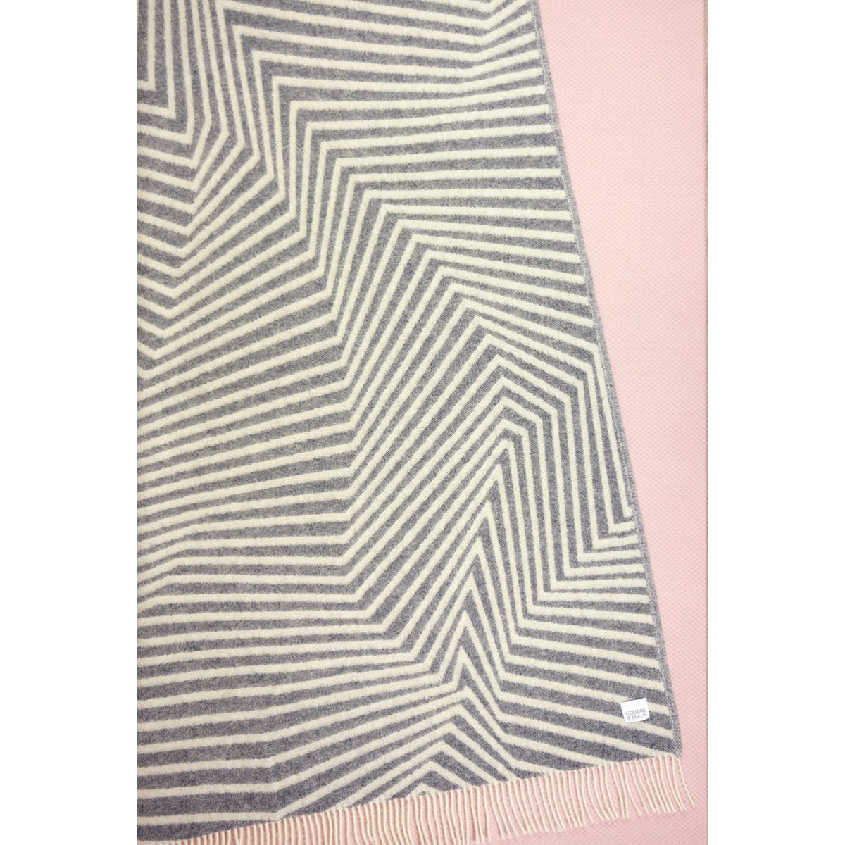 Wool blanket / cuddly blanket leaves granite