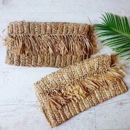 Donker beige Jemen etui in raffia met franje