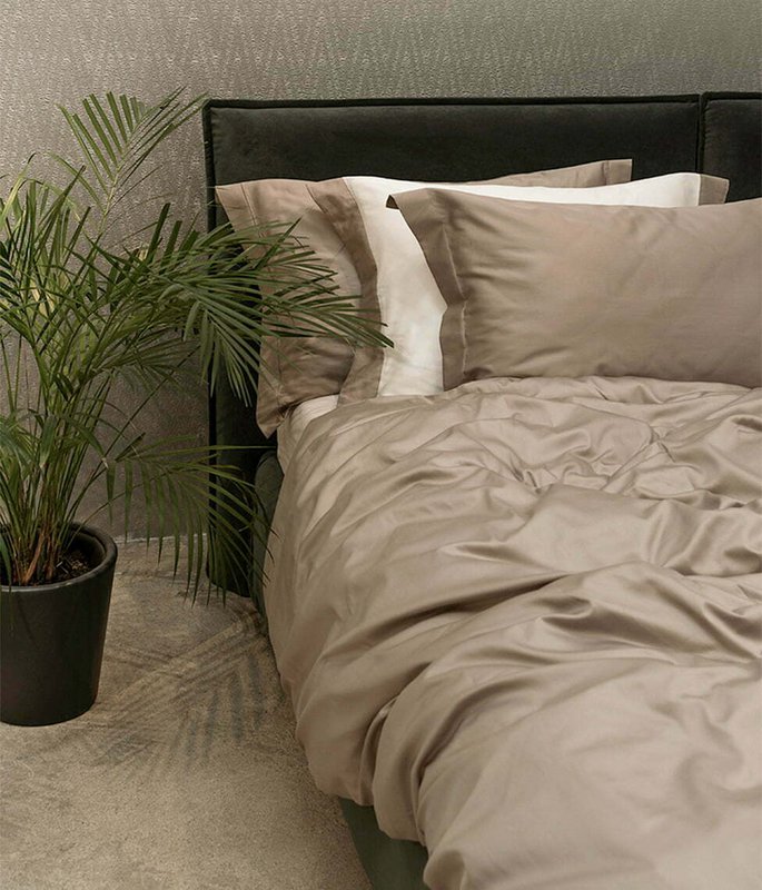 Satin-Bettlaken Mandel