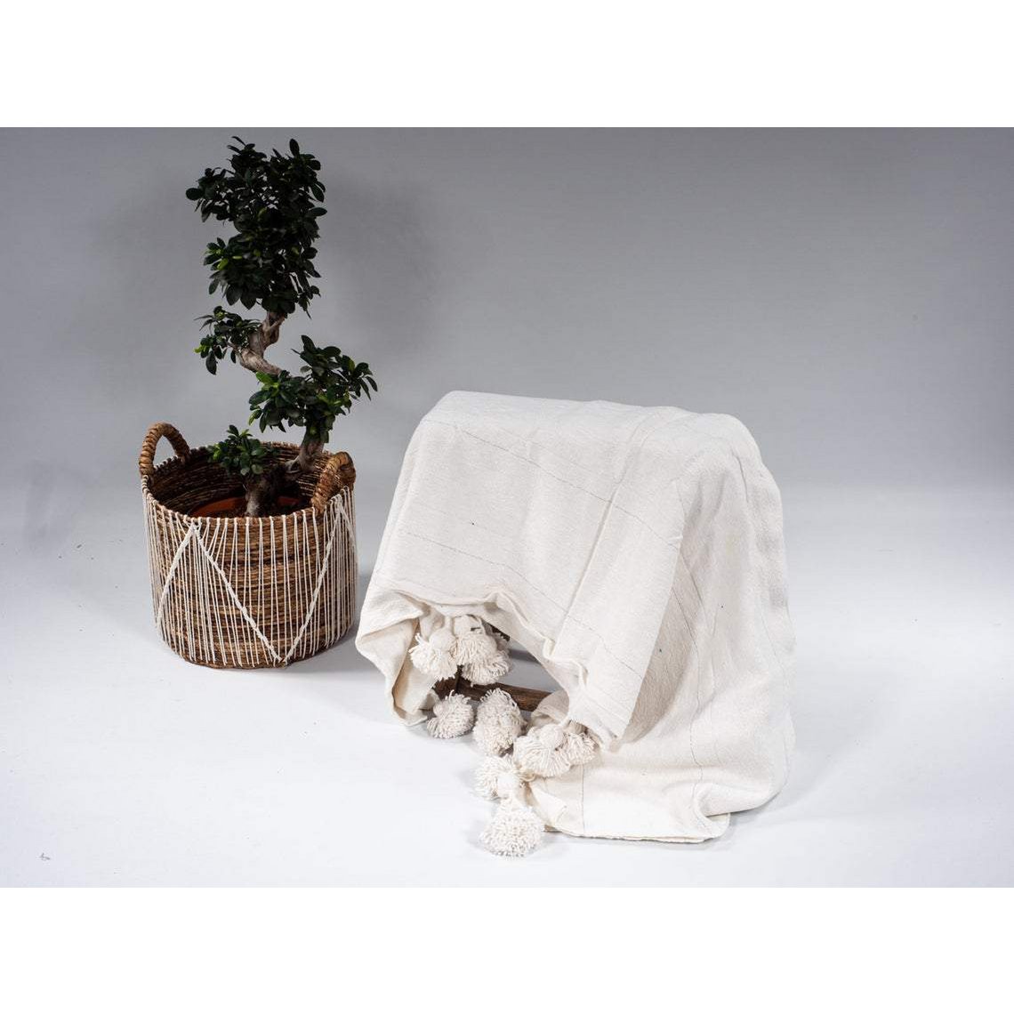 Handmade Berber Pompom Blanket - 100% Cotton