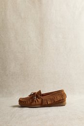 BINA COGNAC – Wildledermokassins im Kiowa-Stil mit Nieten