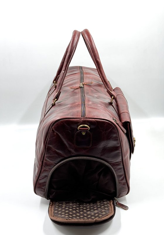 Handmade Moroccan Leather Travel Bag – Artisan 6-Pocket "Burgundy Wine" Duffle with Dedicated Shoe Compartment