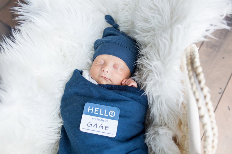 Lulujo Hello World Swaddle & Hat - Navy