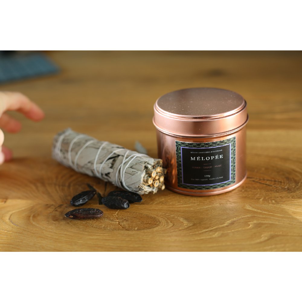 Candela Tonka, salvia e muschio