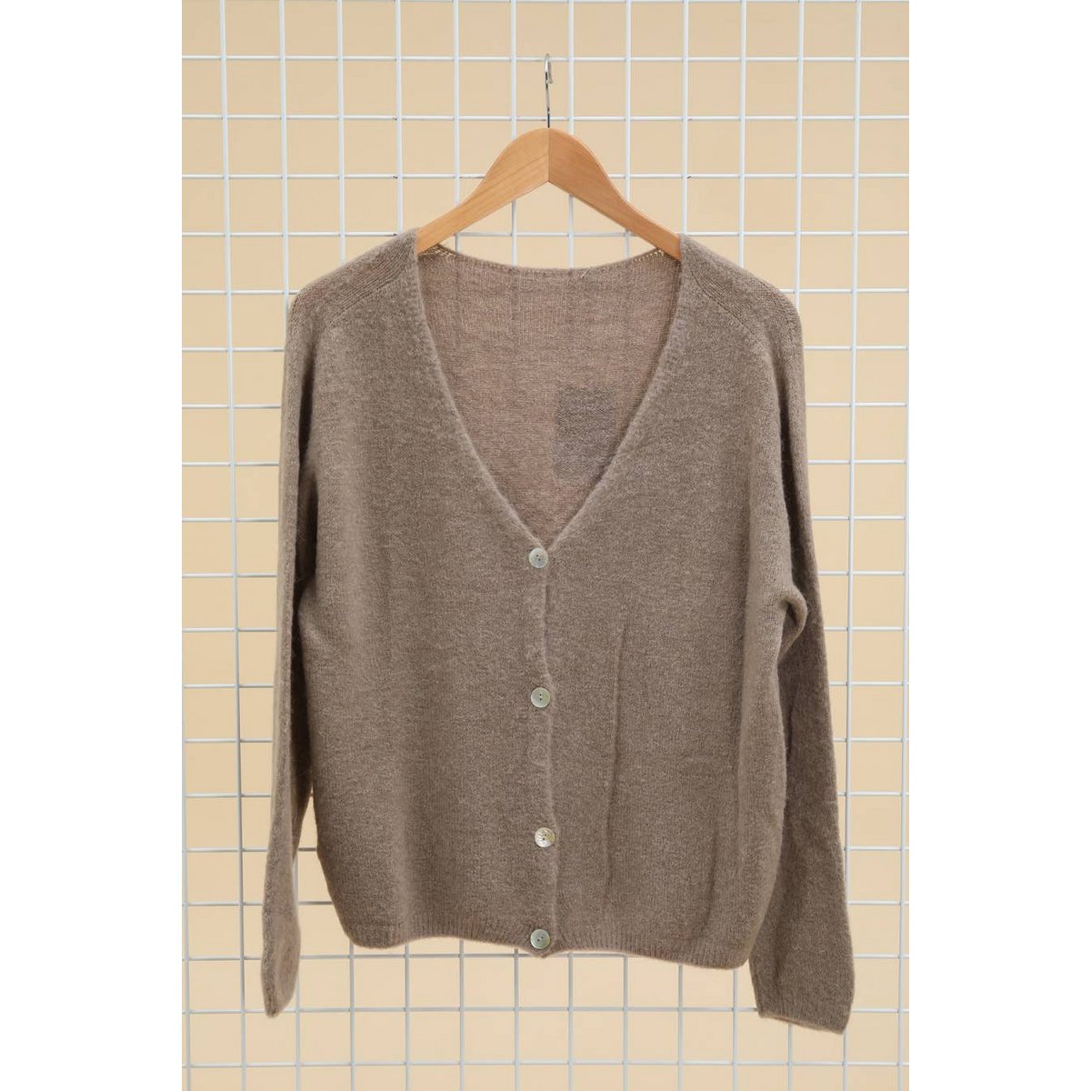 TAUPE