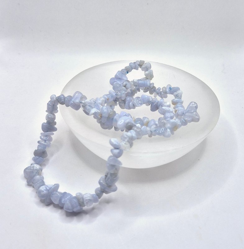 Crystal Gemstone Blue Lace Agate / Blue Lace Agate Chips Armbånd - 19 cm (Blå Kalcedon)