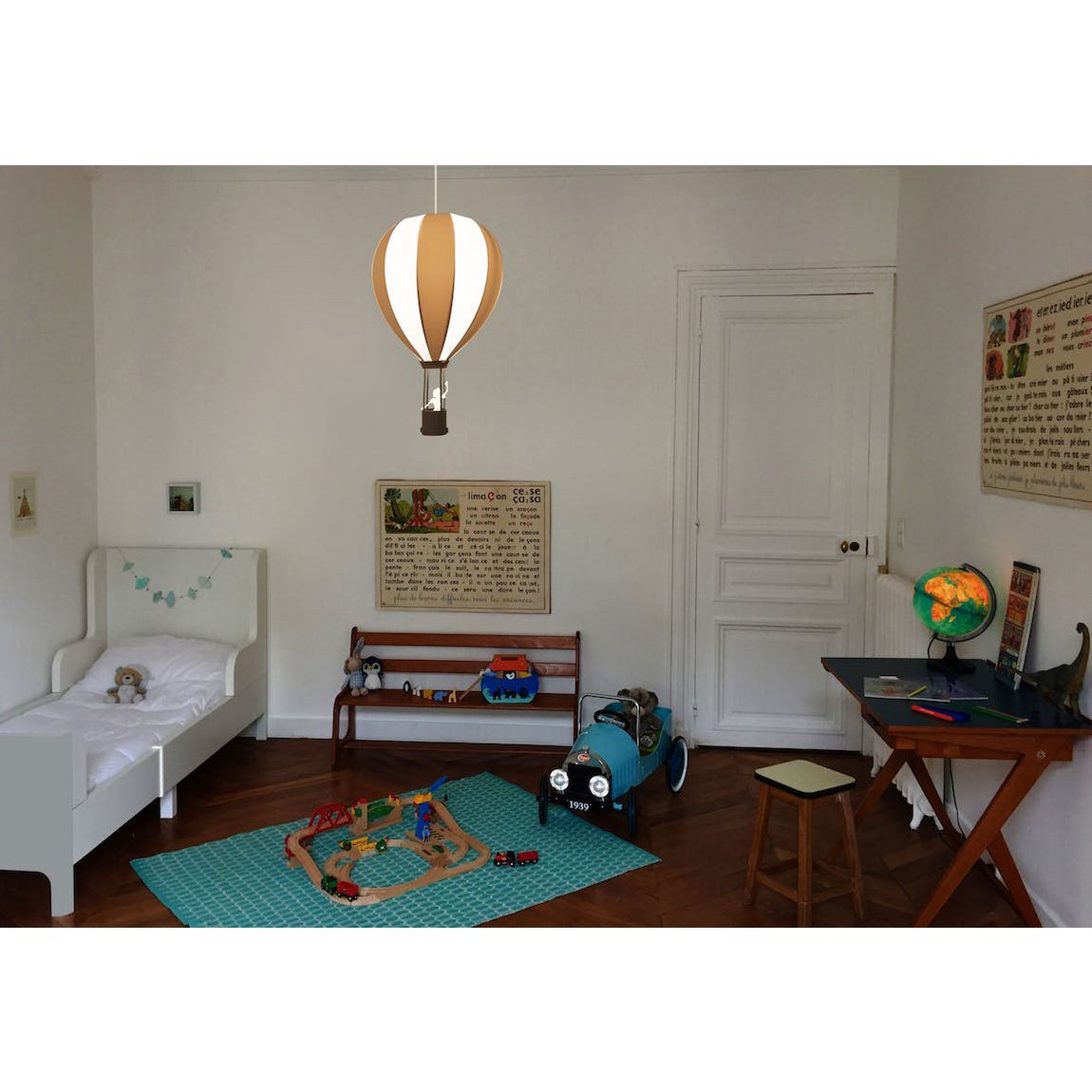 PALLONCINO GRIGIO DELLA LAMPADA A SOSPENSIONE PER BAMBINI