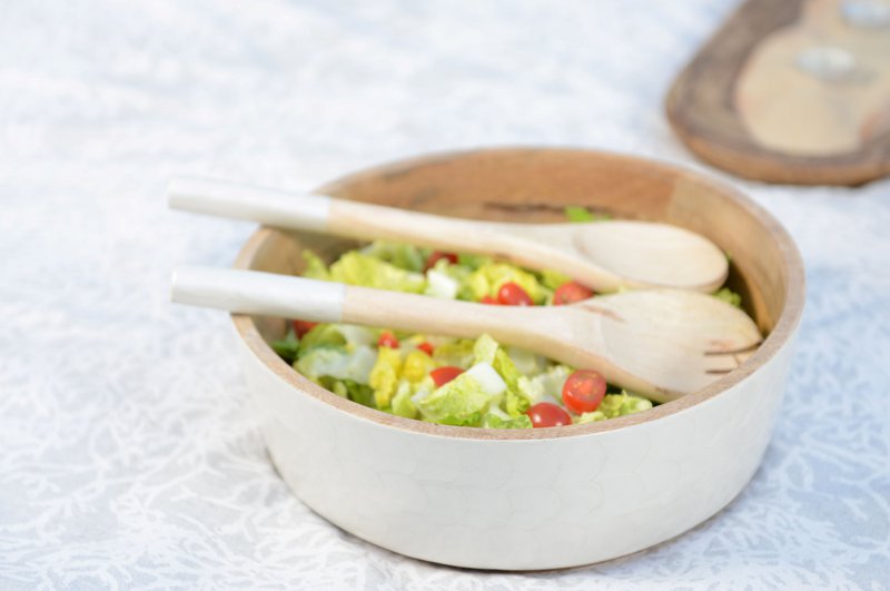 Ensalada de ensalada y ensalada blanca y ensalada de mango