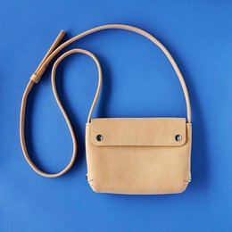 leather handbag nude