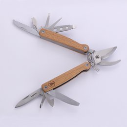 Laguiole Multifunction 12 in 1 in beech wood
