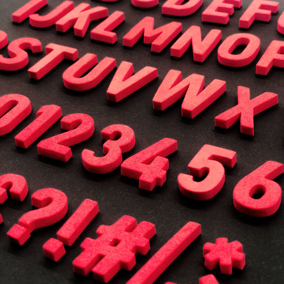 Modern magnetic letters - Unique Colors