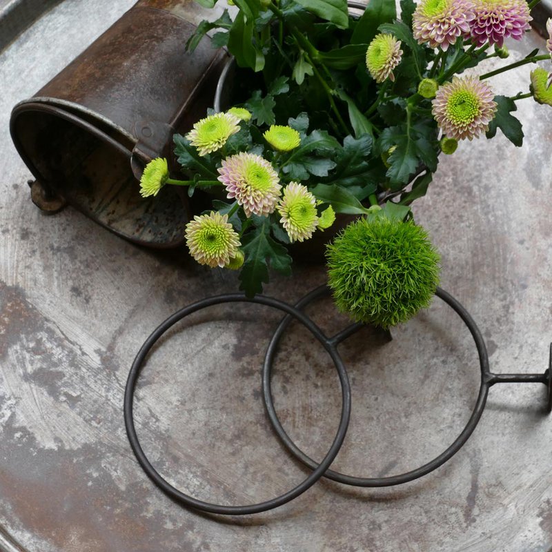Large round metal tray