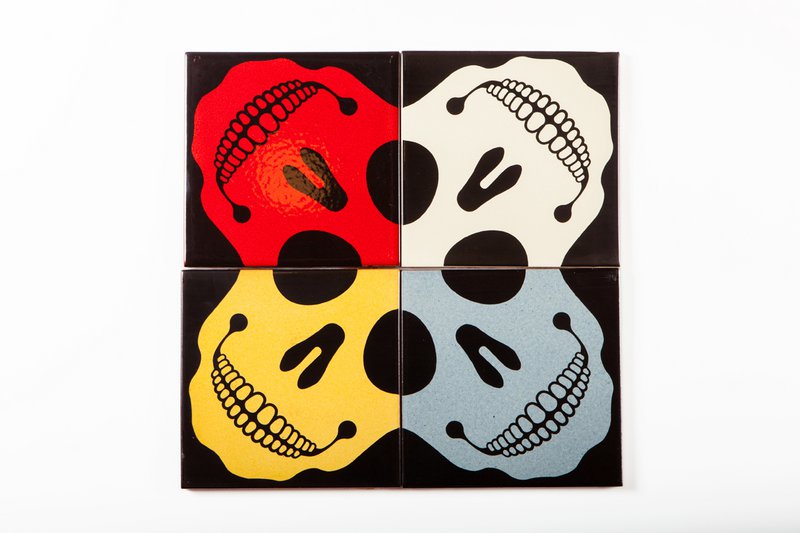 Self-adhesive Mural 4 tiles, Skull Colors