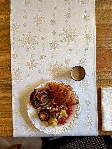 Kersttafelloper, verschillende maten | Gouden sneeuwval