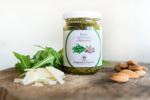 Raketpesto en amandelen