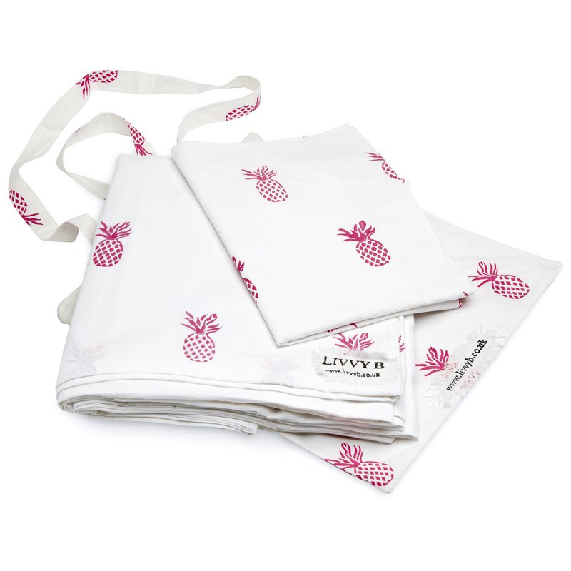 Ananas dynebetræk og pudesæt Hot Pink
