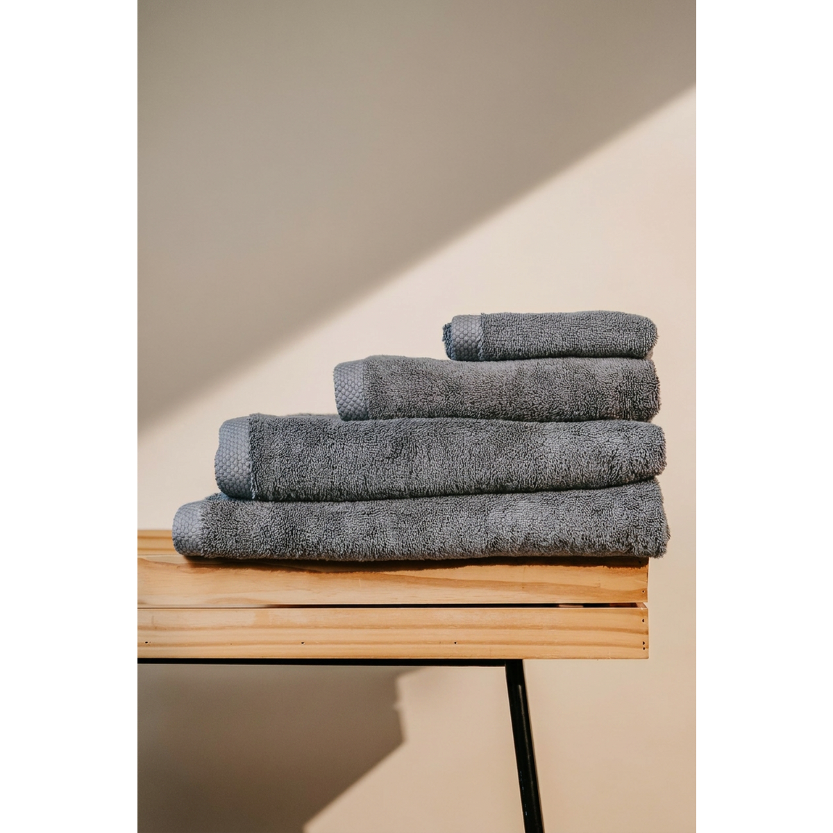 Pamukia GOTS Organic Cotton Terry Bath Towel 70 × 140 cm | Essence Collection