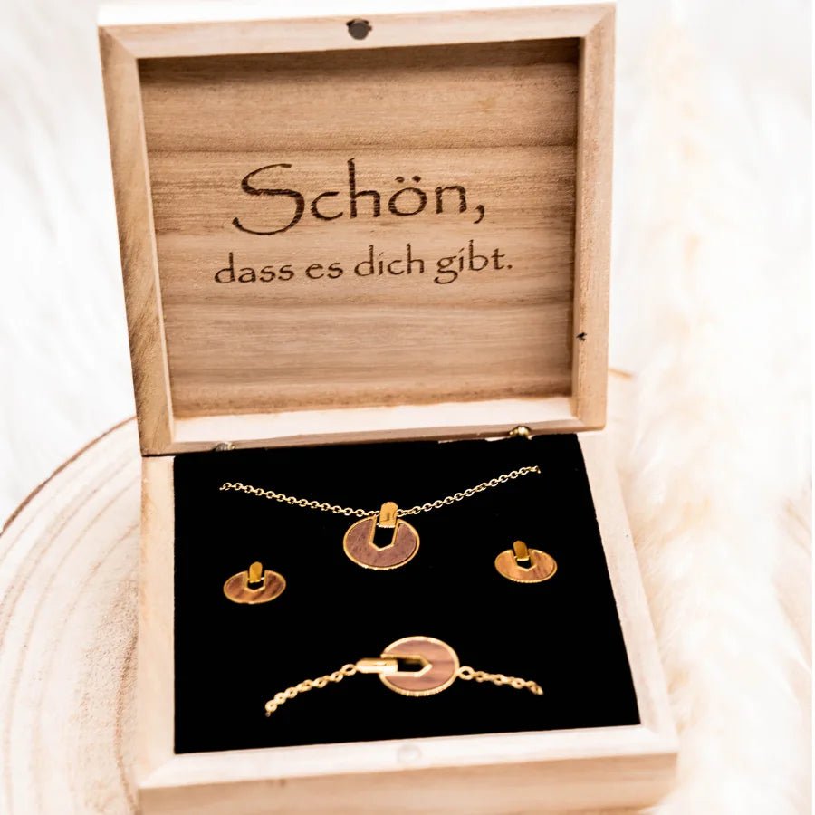 Conjunto de joyas infinitas.