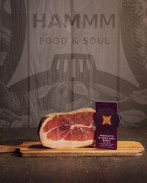 🇬🇧 Boneless Umbrian wild black pig ham - seasoned artisanal salami