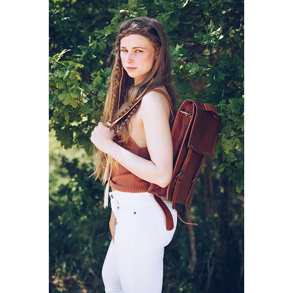 Khara Leather Backpack 15.5 "