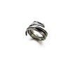 Verstellbarer Ring aus oxidiertem Silber – organisch skulptural