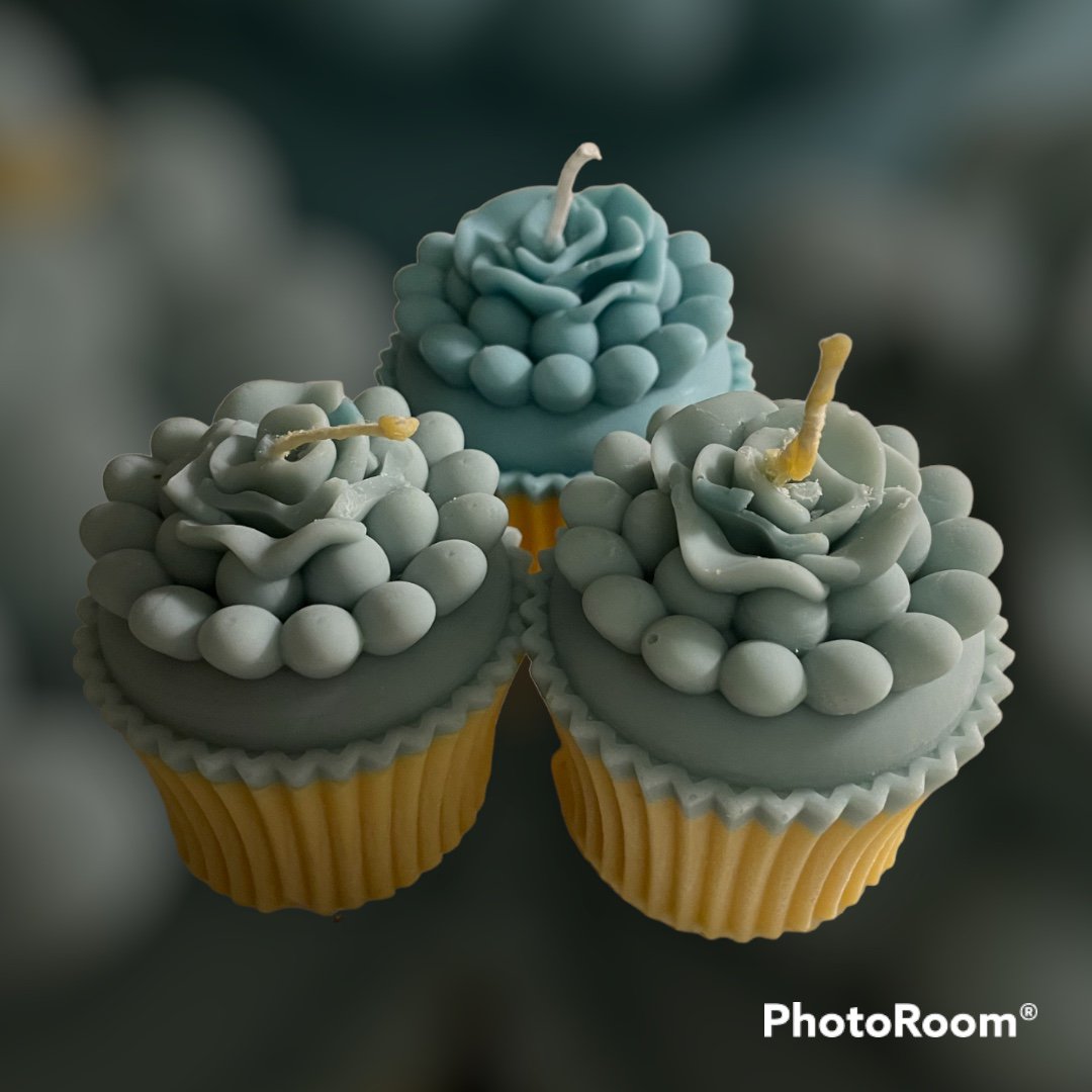 Floral Cupcake - Colour & Scent at Your Choice!