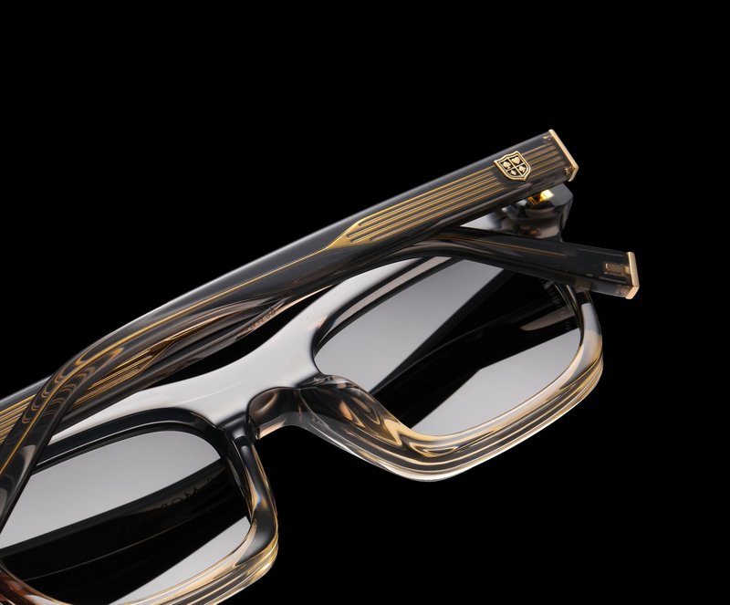 Walton & Mortimer Nr. 54: Transparente graue Sonnenbrille „Inferno“.