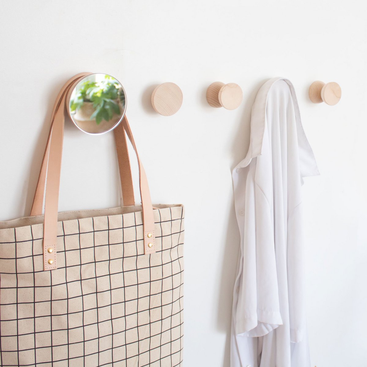 Gancho para espejo de pared redondo de madera de haya