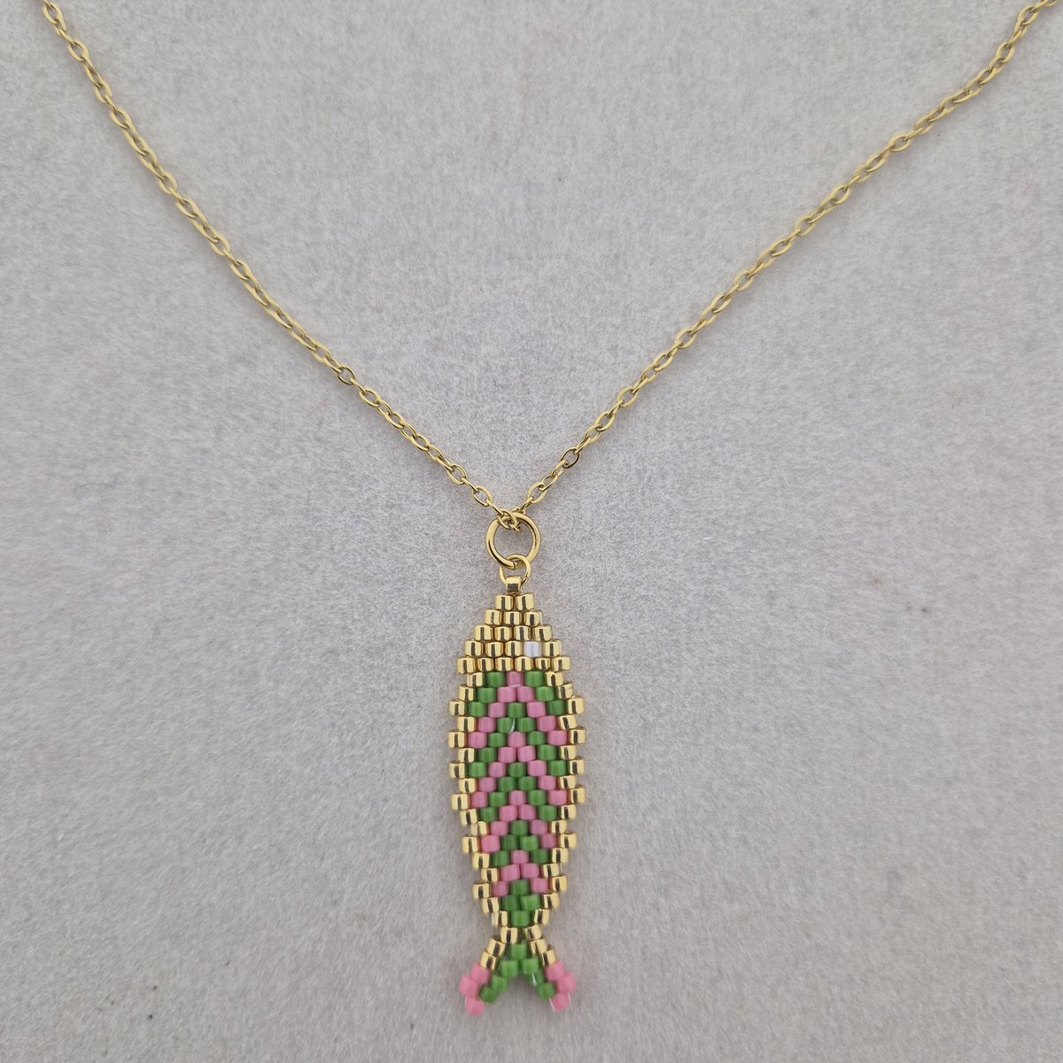 Collier avec poisson Miyuki - Vert Rose