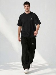 Herrenhose mit weitem Bein