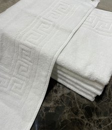 Bathroom mat Greek