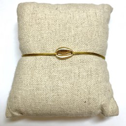 Small Golden Shell Bracelet