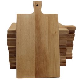 Rectangular wooden cutting board made of oak, 36.5 x 20 x 2 cm in size, suitable for food preparation and serving.