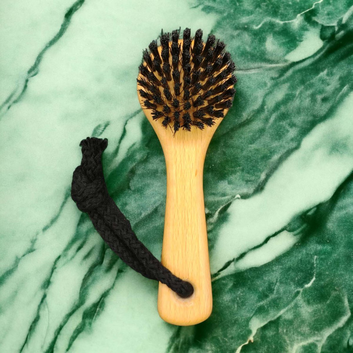 Metanoia dry brush from Aninsu - facial brush with bio-based bristles | made in Germany | Massage brush | Dry Brushing | FSC-certified beech wood | sustainable with cotton cord