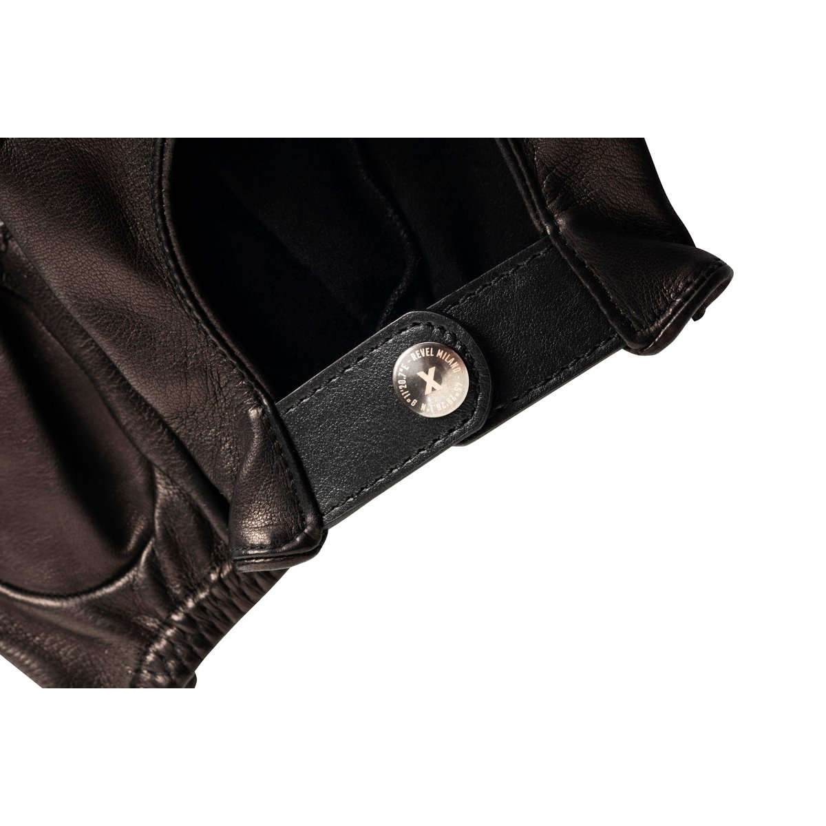 NOIR DE JAIS | Sport classique