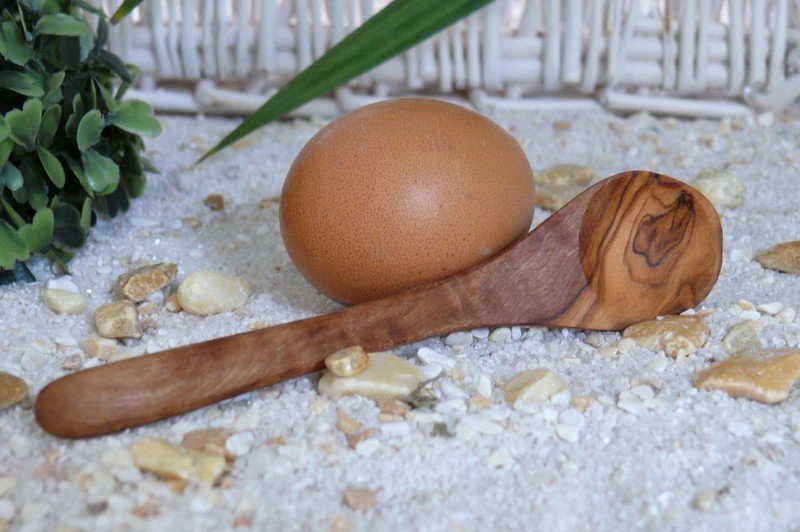 Olijfhouten eierlepel of koffielepel