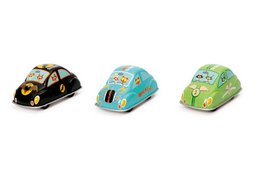 Scratch Classics: PULL-BACK CARS "SUPERHERO" 8x4.5x3.5cm, in metal, 3 colors. Compact pull-back cars in superhero designs, available in 3 vibrant color options.
