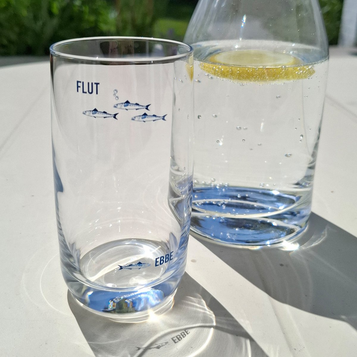 Szklanka do long drinków wykonana z kryształu „Ebb & Flow” – wzór morski, wyprodukowana w UE