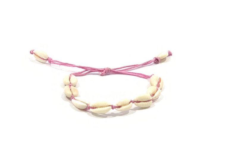 Cowry bracelet pink