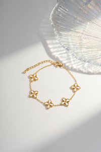 Clover bracelet in mother -of -pearl - golden stainless steel