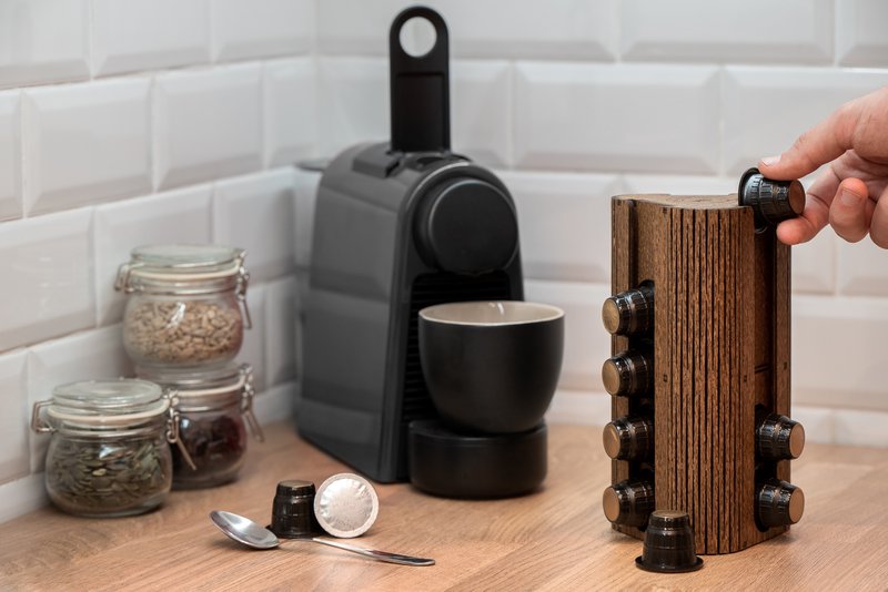 Krea-Wood handgemaakte koffiecapsulehouder voor Nespresso-compatibele capsules, in bruine kleur